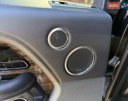 Чорний Ленд Ровер Рендж Ровер, об'ємом двигуна 2.99 л та пробігом 175 тис. км за 49999 $, фото 12 на Automoto.ua