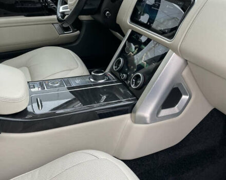 Чорний Ленд Ровер Рендж Ровер, об'ємом двигуна 5 л та пробігом 93 тис. км за 70000 $, фото 19 на Automoto.ua