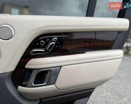 Черный Ленд Ровер Рендж Ровер, объемом двигателя 4.4 л и пробегом 91 тыс. км за 72990 $, фото 64 на Automoto.ua