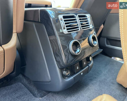 Черный Ленд Ровер Рендж Ровер, объемом двигателя 4.37 л и пробегом 260 тыс. км за 63000 $, фото 33 на Automoto.ua