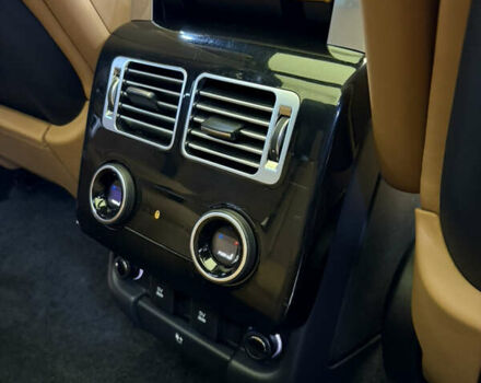 Черный Ленд Ровер Рендж Ровер, объемом двигателя 3 л и пробегом 126 тыс. км за 75000 $, фото 29 на Automoto.ua