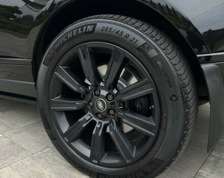 Черный Ленд Ровер Рендж Ровер, объемом двигателя 4.4 л и пробегом 193 тыс. км за 62000 $, фото 10 на Automoto.ua