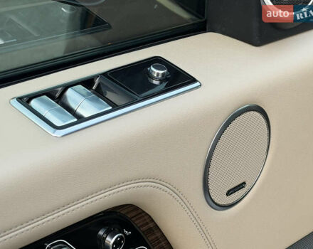 Чорний Ленд Ровер Рендж Ровер, об'ємом двигуна 3 л та пробігом 135 тис. км за 44999 $, фото 11 на Automoto.ua