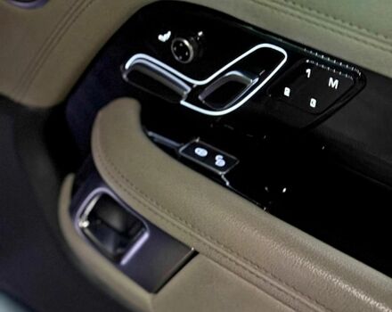 Чорний Ленд Ровер Рендж Ровер, об'ємом двигуна 3 л та пробігом 99 тис. км за 74000 $, фото 5 на Automoto.ua