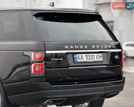 Чорний Ленд Ровер Рендж Ровер, об'ємом двигуна 2.99 л та пробігом 132 тис. км за 52900 $, фото 8 на Automoto.ua