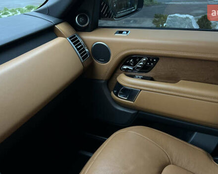 Черный Ленд Ровер Рендж Ровер, объемом двигателя 4.37 л и пробегом 90 тыс. км за 69000 $, фото 18 на Automoto.ua