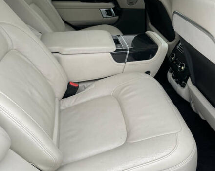 Чорний Ленд Ровер Рендж Ровер, об'ємом двигуна 5 л та пробігом 93 тис. км за 70000 $, фото 21 на Automoto.ua