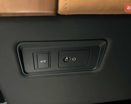 Черный Ленд Ровер Рендж Ровер, объемом двигателя 4.37 л и пробегом 90 тыс. км за 69000 $, фото 25 на Automoto.ua