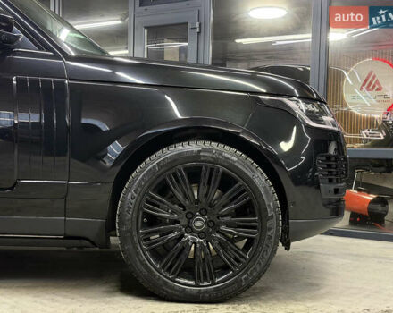 Черный Ленд Ровер Рендж Ровер, объемом двигателя 5 л и пробегом 78 тыс. км за 81500 $, фото 4 на Automoto.ua