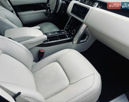 Черный Ленд Ровер Рендж Ровер, объемом двигателя 4.37 л и пробегом 90 тыс. км за 65000 $, фото 16 на Automoto.ua