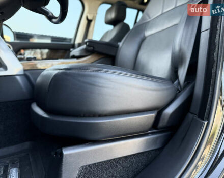 Чорний Ленд Ровер Рендж Ровер, об'ємом двигуна 2.99 л та пробігом 174 тис. км за 58900 $, фото 28 на Automoto.ua