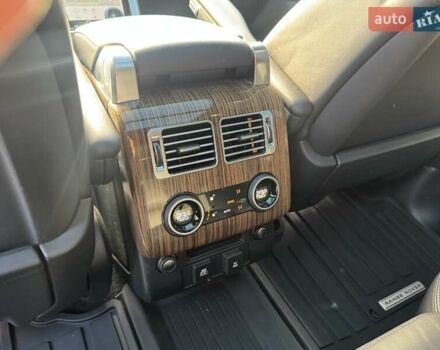 Чорний Ленд Ровер Рендж Ровер, об'ємом двигуна 5 л та пробігом 194 тис. км за 58000 $, фото 64 на Automoto.ua