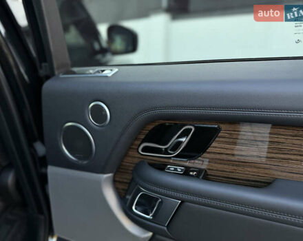 Чорний Ленд Ровер Рендж Ровер, об'ємом двигуна 2.99 л та пробігом 174 тис. км за 58900 $, фото 67 на Automoto.ua