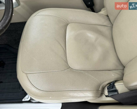 Чорний Ленд Ровер Рендж Ровер, об'ємом двигуна 3 л та пробігом 130 тис. км за 46500 $, фото 49 на Automoto.ua