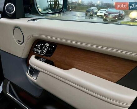 Чорний Ленд Ровер Рендж Ровер, об'ємом двигуна 2.99 л та пробігом 199 тис. км за 57900 $, фото 66 на Automoto.ua