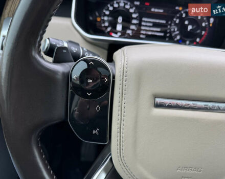 Чорний Ленд Ровер Рендж Ровер, об'ємом двигуна 3 л та пробігом 130 тис. км за 46500 $, фото 88 на Automoto.ua