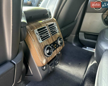 Чорний Ленд Ровер Рендж Ровер, об'ємом двигуна 2.99 л та пробігом 175 тис. км за 49999 $, фото 7 на Automoto.ua