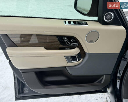 Чорний Ленд Ровер Рендж Ровер, об'ємом двигуна 3 л та пробігом 130 тис. км за 46500 $, фото 41 на Automoto.ua