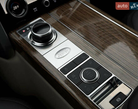 Чорний Ленд Ровер Рендж Ровер, об'ємом двигуна 2.99 л та пробігом 132 тис. км за 52900 $, фото 78 на Automoto.ua