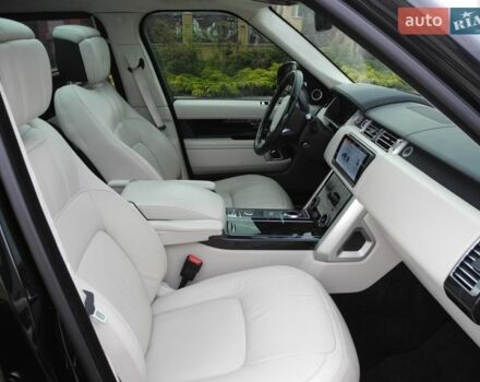 Чорний Ленд Ровер Рендж Ровер, об'ємом двигуна 4.37 л та пробігом 115 тис. км за 112000 $, фото 19 на Automoto.ua