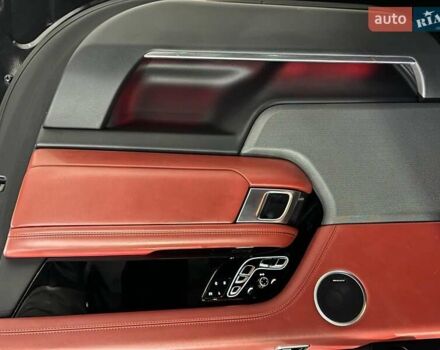 Чорний Ленд Ровер Рендж Ровер, об'ємом двигуна 5 л та пробігом 97 тис. км за 67490 $, фото 27 на Automoto.ua