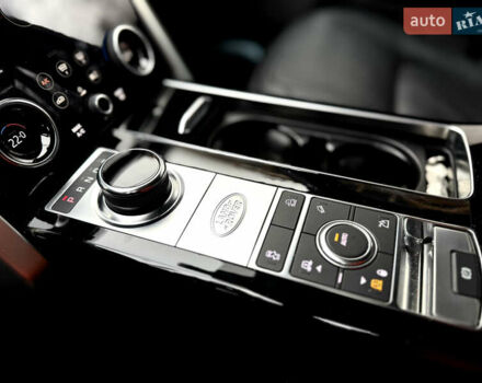 Чорний Ленд Ровер Рендж Ровер, об'ємом двигуна 4.37 л та пробігом 145 тис. км за 77000 $, фото 16 на Automoto.ua