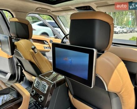 Чорний Ленд Ровер Рендж Ровер, об'ємом двигуна 5 л та пробігом 75 тис. км за 87000 $, фото 3 на Automoto.ua