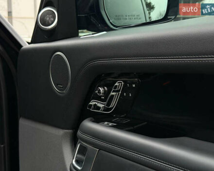 Черный Ленд Ровер Рендж Ровер, объемом двигателя 3 л и пробегом 145 тыс. км за 57000 $, фото 23 на Automoto.ua