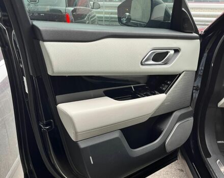 Чорний Ленд Ровер Рендж Ровер, об'ємом двигуна 2 л та пробігом 91 тис. км за 38500 $, фото 14 на Automoto.ua