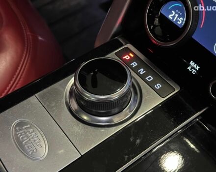 Чорний Ленд Ровер Рендж Ровер, об'ємом двигуна 5 л та пробігом 97 тис. км за 67490 $, фото 34 на Automoto.ua