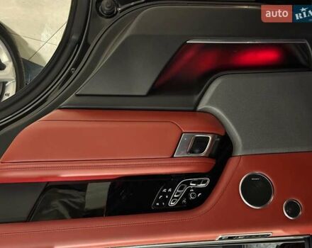 Чорний Ленд Ровер Рендж Ровер, об'ємом двигуна 5 л та пробігом 97 тис. км за 67490 $, фото 18 на Automoto.ua