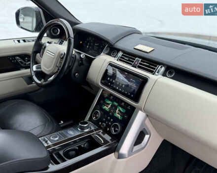 Чорний Ленд Ровер Рендж Ровер, об'ємом двигуна 5 л та пробігом 163 тис. км за 74000 $, фото 24 на Automoto.ua