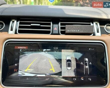 Чорний Ленд Ровер Рендж Ровер, об'ємом двигуна 5 л та пробігом 75 тис. км за 87000 $, фото 34 на Automoto.ua