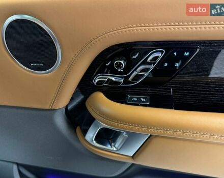 Чорний Ленд Ровер Рендж Ровер, об'ємом двигуна 4.37 л та пробігом 115 тис. км за 88000 $, фото 41 на Automoto.ua