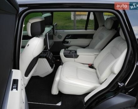 Чорний Ленд Ровер Рендж Ровер, об'ємом двигуна 4.37 л та пробігом 115 тис. км за 112000 $, фото 30 на Automoto.ua