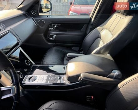 Чорний Ленд Ровер Рендж Ровер, об'ємом двигуна 3 л та пробігом 174 тис. км за 49900 $, фото 38 на Automoto.ua