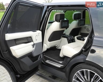 Чорний Ленд Ровер Рендж Ровер, об'ємом двигуна 4.37 л та пробігом 115 тис. км за 112000 $, фото 29 на Automoto.ua