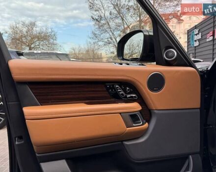 Чорний Ленд Ровер Рендж Ровер, об'ємом двигуна 4.37 л та пробігом 112 тис. км за 65900 $, фото 10 на Automoto.ua