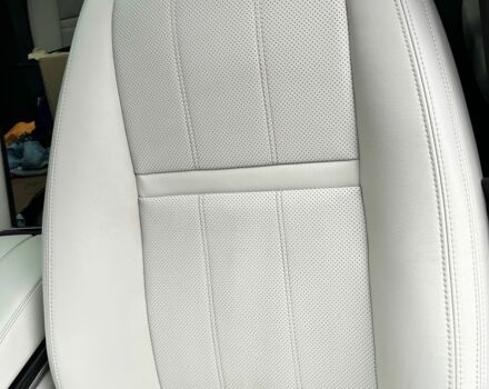 Чорний Ленд Ровер Рендж Ровер, об'ємом двигуна 2 л та пробігом 91 тис. км за 39500 $, фото 17 на Automoto.ua