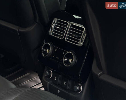 Черный Ленд Ровер Рендж Ровер, объемом двигателя 3 л и пробегом 145 тыс. км за 57000 $, фото 15 на Automoto.ua