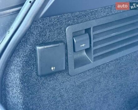 Чорний Ленд Ровер Рендж Ровер, об'ємом двигуна 5 л та пробігом 163 тис. км за 63000 $, фото 57 на Automoto.ua