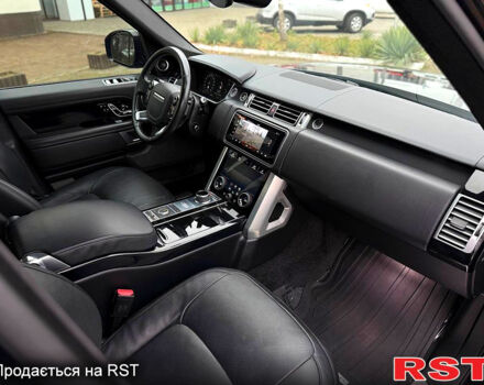 Чорний Ленд Ровер Рендж Ровер, об'ємом двигуна 3 л та пробігом 140 тис. км за 65900 $, фото 10 на Automoto.ua