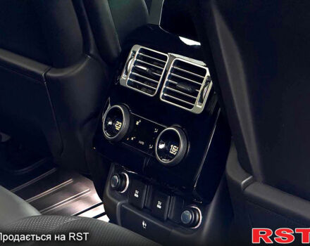 Чорний Ленд Ровер Рендж Ровер, об'ємом двигуна 3 л та пробігом 140 тис. км за 65900 $, фото 7 на Automoto.ua