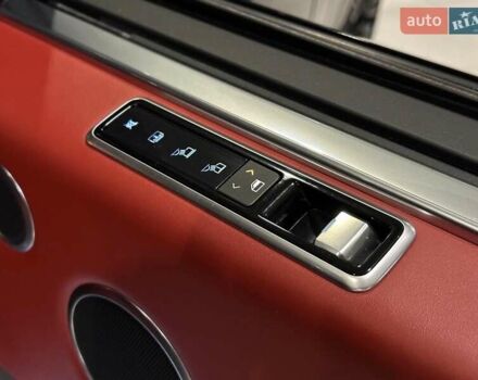 Чорний Ленд Ровер Рендж Ровер, об'ємом двигуна 5 л та пробігом 97 тис. км за 67490 $, фото 21 на Automoto.ua