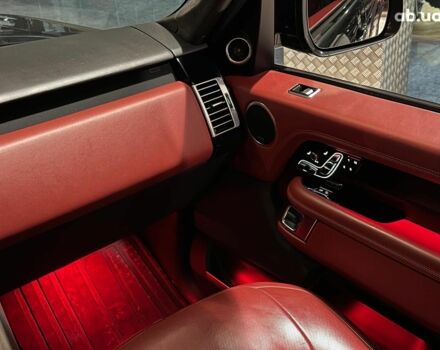 Чорний Ленд Ровер Рендж Ровер, об'ємом двигуна 5 л та пробігом 97 тис. км за 67490 $, фото 24 на Automoto.ua