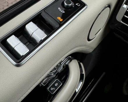 Черный Ленд Ровер Рендж Ровер, объемом двигателя 3 л и пробегом 84 тыс. км за 56000 $, фото 14 на Automoto.ua