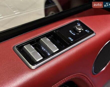 Чорний Ленд Ровер Рендж Ровер, об'ємом двигуна 5 л та пробігом 97 тис. км за 67490 $, фото 13 на Automoto.ua