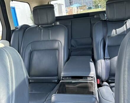 Чорний Ленд Ровер Рендж Ровер, об'ємом двигуна 4.37 л та пробігом 140 тис. км за 77000 $, фото 21 на Automoto.ua