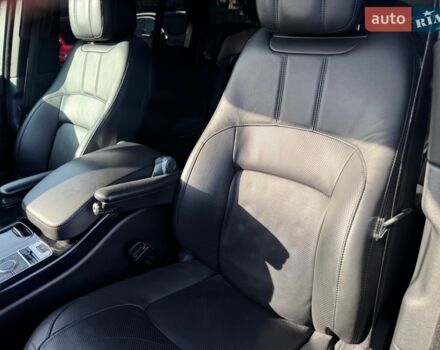 Чорний Ленд Ровер Рендж Ровер, об'ємом двигуна 3 л та пробігом 174 тис. км за 49900 $, фото 40 на Automoto.ua