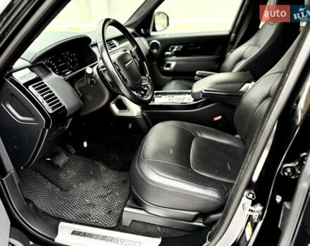 Чорний Ленд Ровер Рендж Ровер, об'ємом двигуна 4.37 л та пробігом 145 тис. км за 77000 $, фото 10 на Automoto.ua